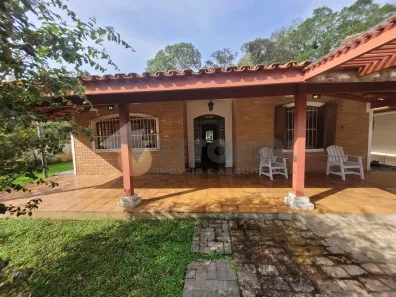 Casa com 2 Quartos para alugar, 100m² no Ubatuba, Ubatuba