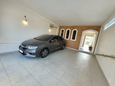 Sobrado com 3 Quartos à venda, 168m² no Jardim das Belezas, Carapicuíba