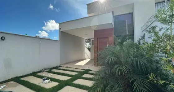 Casa com 3 Quartos à venda, 180m² no Vila Carrão, São Paulo