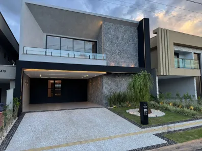 Casa de Condomínio com 4 Quartos à venda, 271m² no Jardins Capri, Senador Canedo