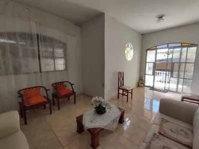 Casa com 2 Quartos à venda, 315m² no Caiçaras, Belo Horizonte