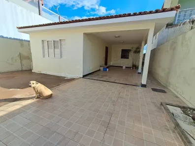 Casa com 3 Quartos à venda, 550m² no Setor Tradicional, Brasília