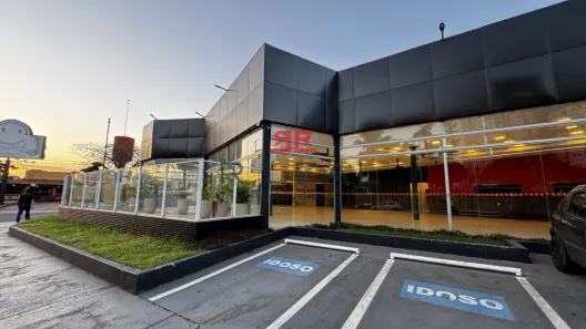 Ponto Comercial para alugar, 900m² no Jardim Panorama, Bauru