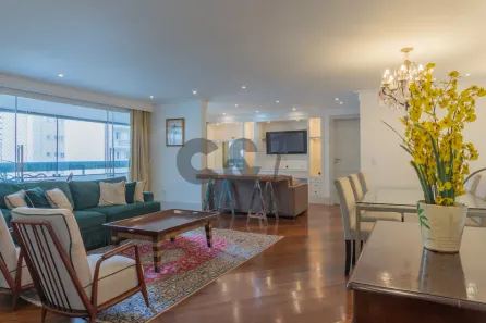 Apartamento com 4 Quartos para alugar, 147m² no Vila Uberabinha, São Paulo