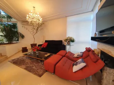 Casa com 3 Quartos à venda, 337m² no Cinqüentenário, Caxias do Sul