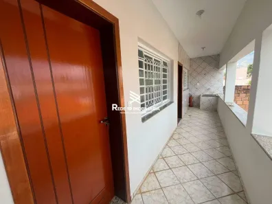 Apartamento com 4 Quartos para alugar, 181m² no Presidente Roosevelt, Uberlândia