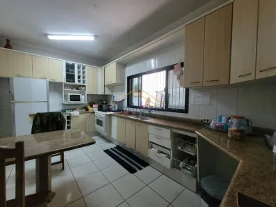 Casa com 4 Quartos à venda, 293m² no Vila Belvedere, Americana