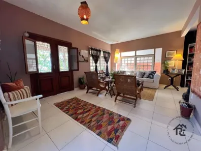Casa de Condomínio com 3 Quartos à venda, 370m² no Maria Paula, São Gonçalo