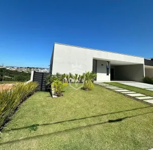 Casa de Condomínio com 3 Quartos à venda, 230m² no Vila Pasti, Louveira