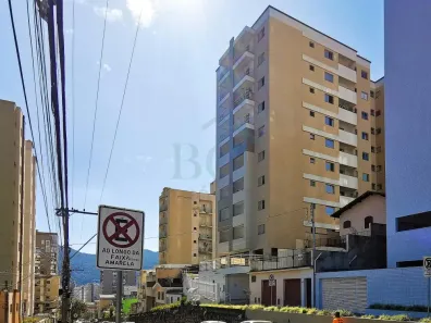 Apartamento com 3 Quartos para alugar, 115m² no Centro, Poços de Caldas