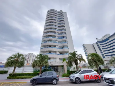 Apartamento com 3 Quartos para alugar, 147m² no Canto, Florianópolis