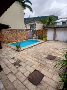 Casa de Condomínio com 4 Quartos à venda, 180m² no Camorim, Rio de Janeiro
