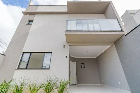 Sobrado com 4 Quartos à venda, 129m² no Boneca do Iguaçu, São José dos Pinhais