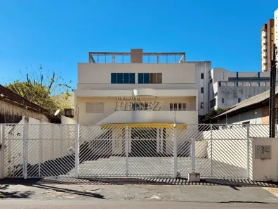 Imóvel Comercial para alugar, 303m² no Centro, Londrina