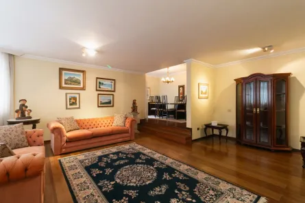 Apartamento com 3 Quartos para alugar, 240m² no Batel, Curitiba