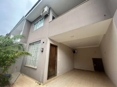 Sobrado com 3 Quartos para alugar, 139m² no Recanto Tropical, Cascavel