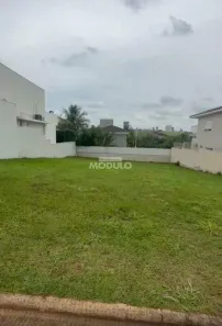 Lote/Terreno à venda, 533m² no Jardim das Palmeiras, Uberlândia