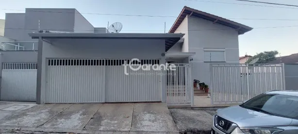 Casa com 3 Quartos à venda, 251m² no Vila Regina Célia, Cruzeiro