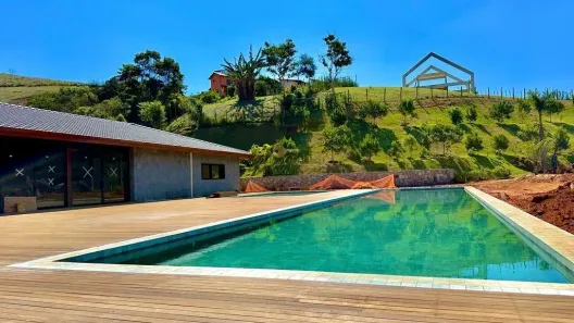 Lote/Terreno à venda, 381m² no Santa Rosa, Teresópolis