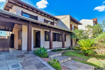 Sobrado com 4 Quartos à venda, 248m² no Ipanema, Porto Alegre