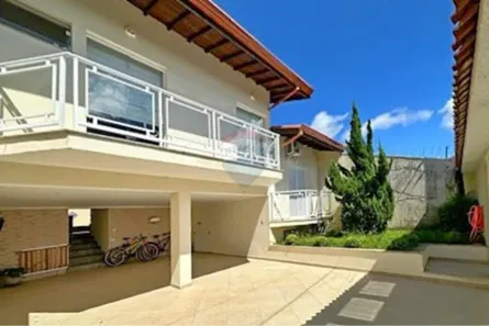 Casa com 3 Quartos à venda, 204m² no Jardim Marcia, Peruíbe