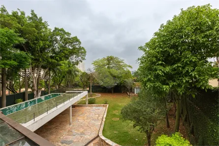 Sobrado com 4 Quartos à venda, 1320m² no Boaçava, São Paulo