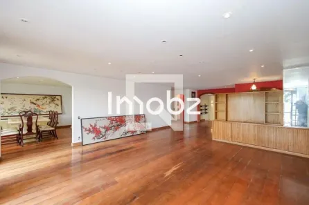 Casa com 3 Quartos à venda, 600m² no Chácara Monte Alegre, São Paulo