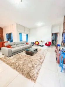 Casa com 3 Quartos à venda, 270m² no Santa Mônica, Uberlândia
