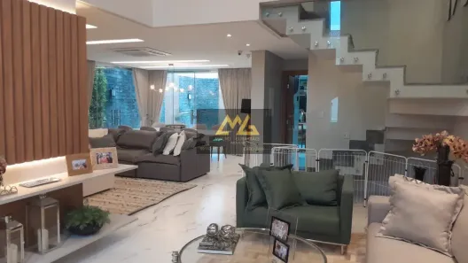 Casa de Condomínio com 3 Quartos à venda, 600m² no Castanheira, Belém