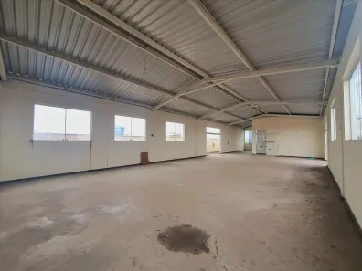 Sala Comercial para alugar, 211m² no Vila Cristina, Betim