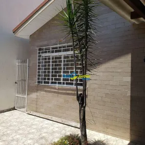 Casa com 2 Quartos para venda ou aluguel, 200m² no Vila Guarani (Z Sul), São Paulo