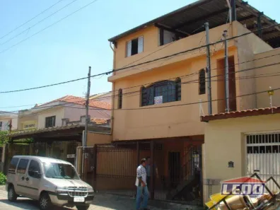 Sobrado com 9 Quartos à venda, 300m² no Vila Carrão, São Paulo