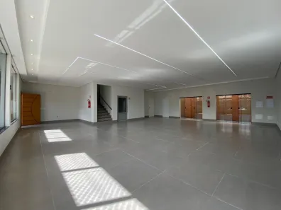Prédio Comercial à venda, 320m² no Martins, Uberlândia