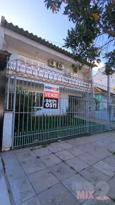 Casa com 3 Quartos à venda, 292m² no Jardim Itu, Porto Alegre