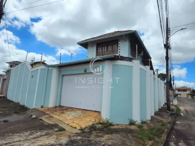 Casa com 2 Quartos à venda, 200m² no São Carlos, Anápolis
