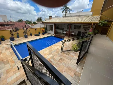 Sobrado com 4 Quartos à venda, 357m² no Jardim das Paineiras, Campinas