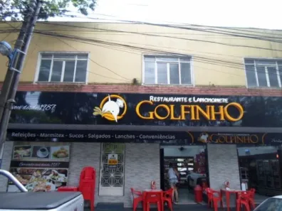 Apartamento com 2 Quartos para alugar, 70m² no Zona 04, Maringá