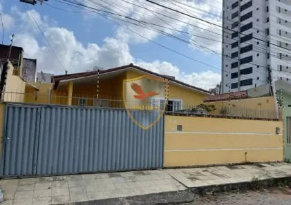 Casa com 4 Quartos à venda, 163m² no Lagoa Nova, Natal