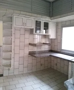 Casa com 2 Quartos para alugar, 70m² no Centro, Uberlândia