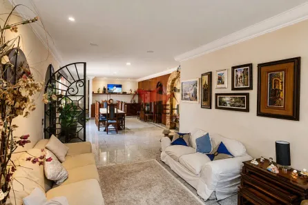 Casa com 3 Quartos à venda, 330m² no Serra, Belo Horizonte