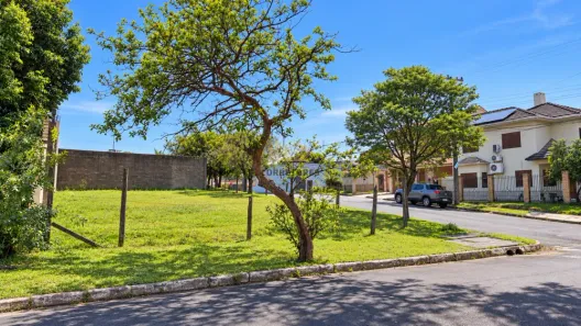 Lote/Terreno à venda, 304m² no Estância Velha, Canoas