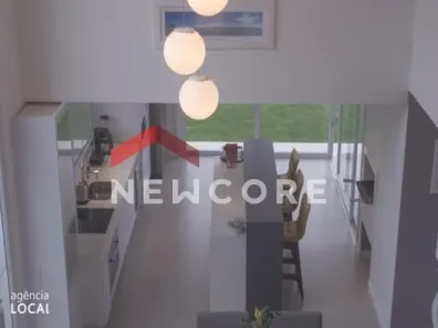 Casa de Condomínio com 3 Quartos à venda, 350m² no ,