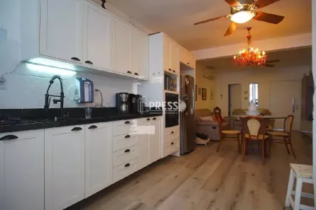 Casa com 5 Quartos à venda, 400m² no Vila Ipiranga, Porto Alegre