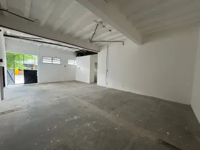 Sala Comercial para alugar, 69m² no Montese, Fortaleza