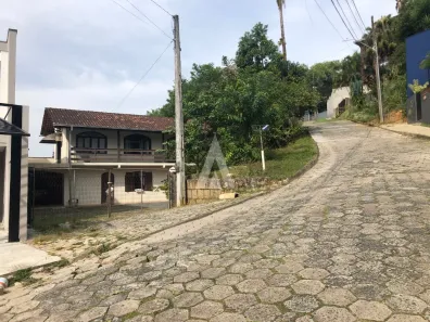 Casa com 3 Quartos à venda, 130m² no Glória, Joinville