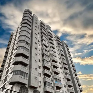 Apartamento com 3 Quartos para alugar, 90m² no Kobrasol, São José