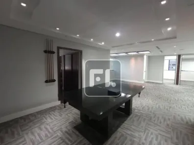 Sala Comercial para venda ou aluguel, 141m² no Cidade Monções, São Paulo