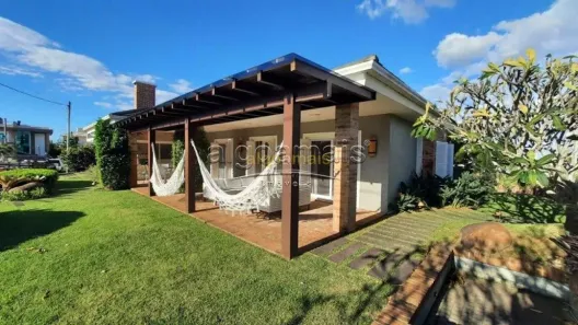 Casa de Condomínio com 4 Quartos à venda, 390m² no Atlântida Sul, Osório