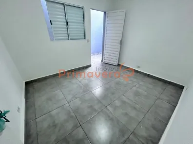 Sobrado com 2 Quartos para alugar, 38m² no Ayrosa, Osasco