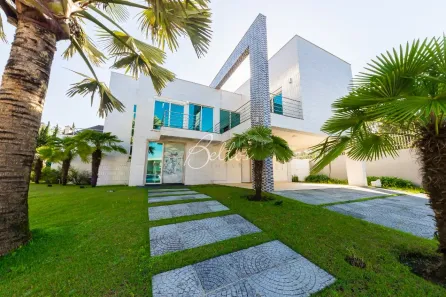 Casa de Condomínio com 4 Quartos à venda, 388m² no Pilarzinho, Curitiba